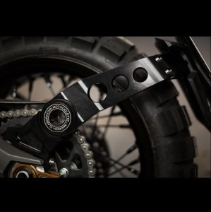 AEM FACTORY MOCOWANIE TABLICY SCRAMBLER 