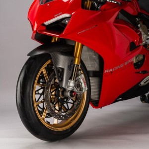 LIGHTECH PRZEDNI BŁOTNIK CARBON DUCATI PANIGALE V4/V4S / STREETFIGHTER V4/V4S POŁYSK