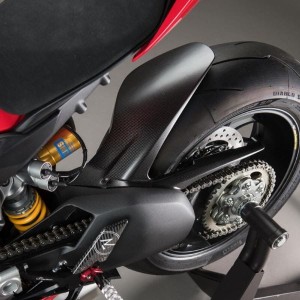 LIGHTECH TYLNY BŁOTNIK CARBON DUCATI PANIGALE V4/V4S / STREETFIGHTER V4/V4S POŁYSK